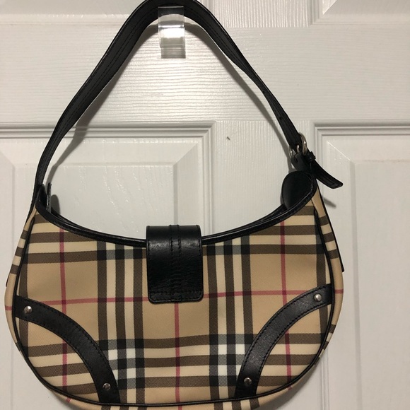 Burberry - Picture 3 of 5